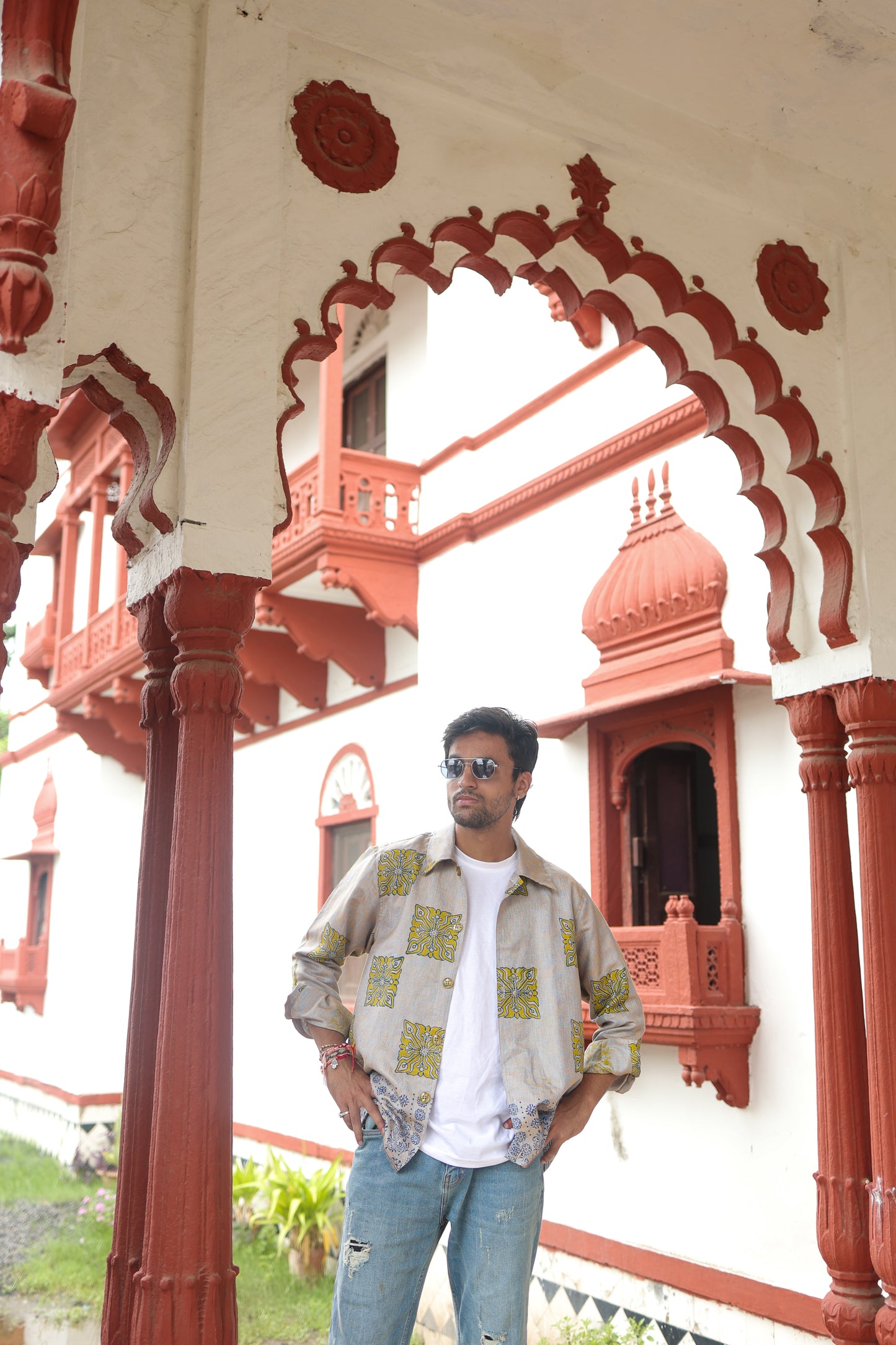 "Sona Kitna Sona Hai" - Unisex