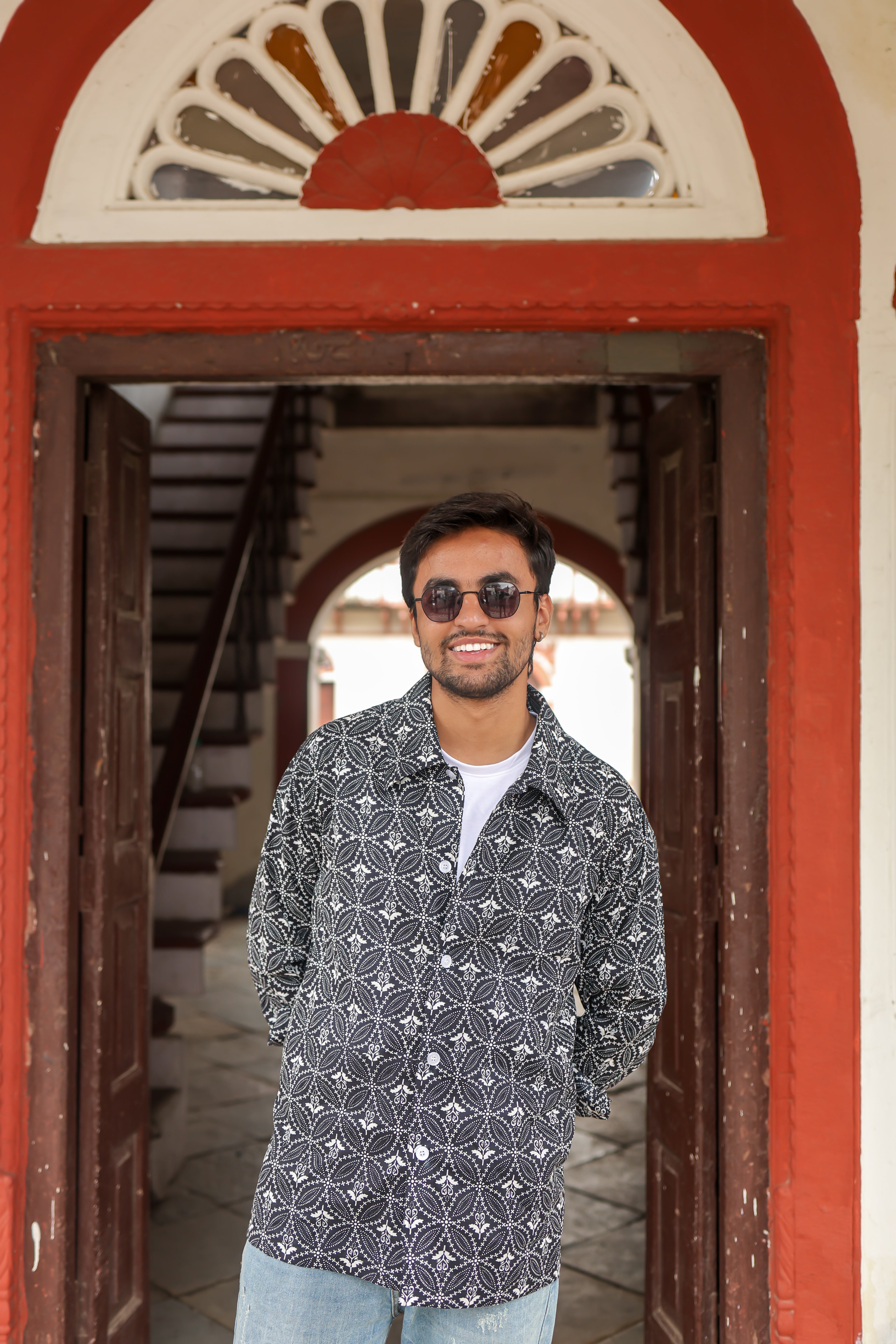 Raat Akeli Hai - Unisex