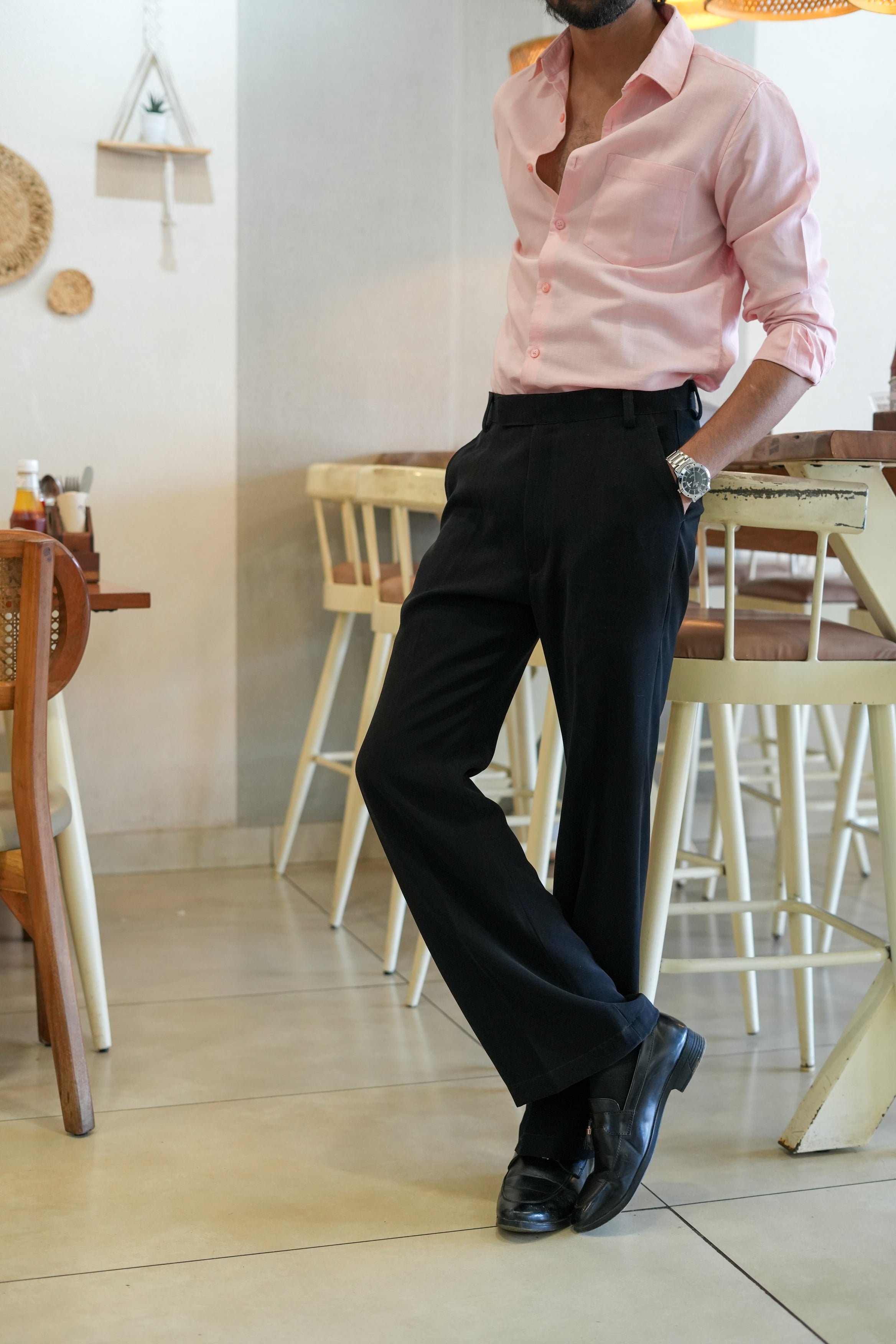 Black Highwaisted Flared Trousers